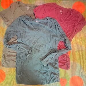Lot of 3 Isabel Maternity Tops Sizes L & XL Green Red Blue T-Shirts Longsleeve